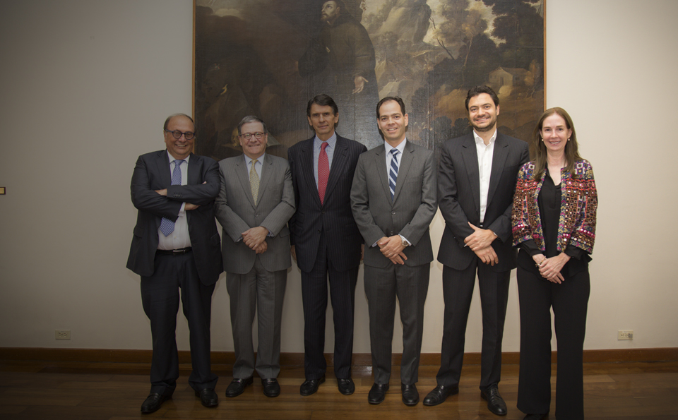 Pablo Navas, Eduardo Behrentz, Carolina Andes, Camilo Villaveces, Felipe Encinales, Mauricio Saldarriaga