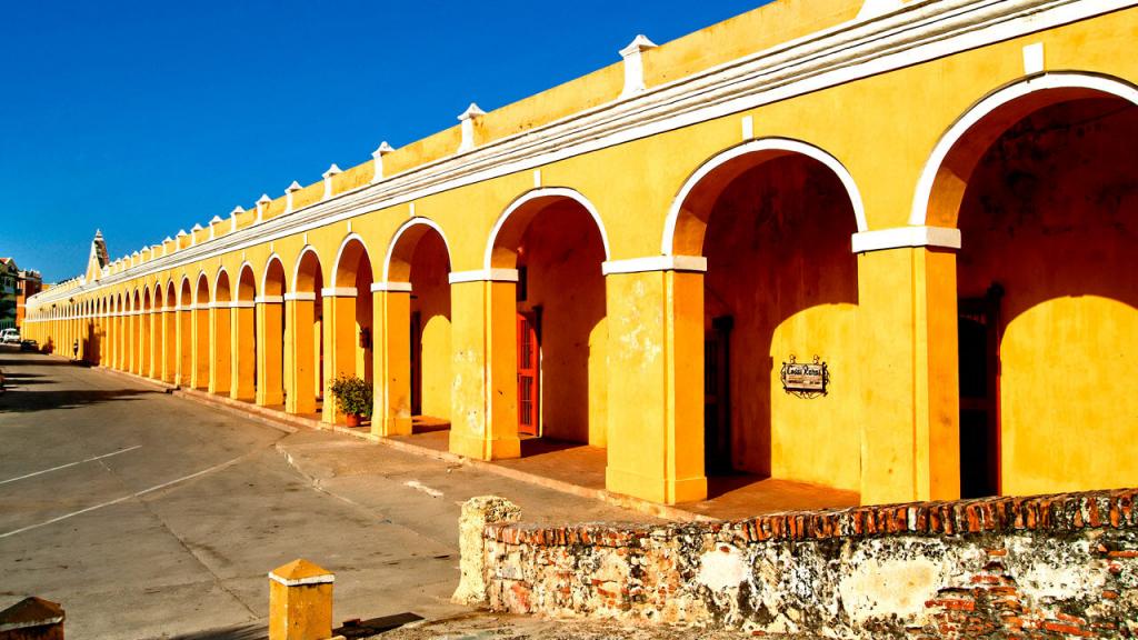 Las Bóvedas, entorno Cartagena y serena del mar