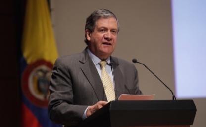Rector Pablo Navas Sanz de Santamaría universidad de los andes discurso posesion