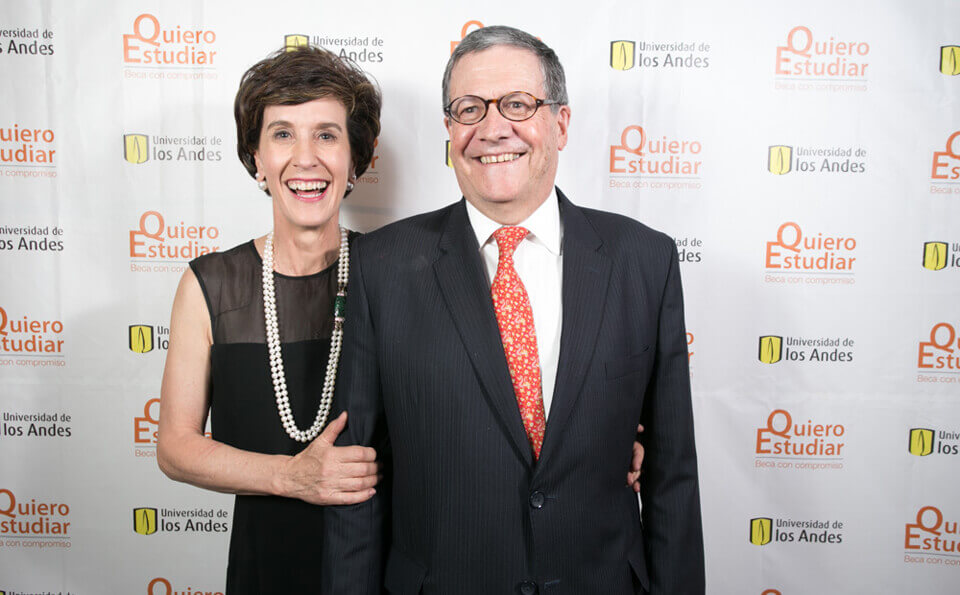 Gina Reyes de Navas y Pablo Navas