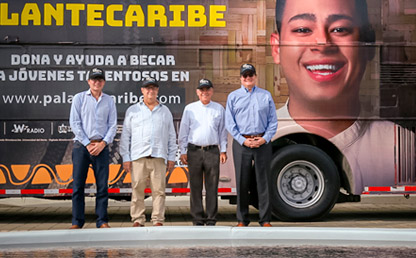 Los rectores de la alianza Pa'lante Caribe frente a la Sede Caribe de la Universidad de los Andes