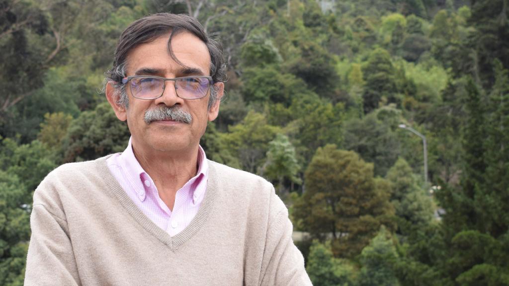 Profesor emérito José Rafael Toro
