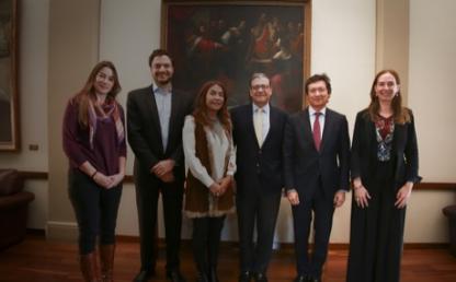 Nueva beca patrocinada por City Park, rector Pablo Navas, Eduardo Behrentz, Carolina Angel, Maria Ines Fernandez, Raul Enrique Vasquez